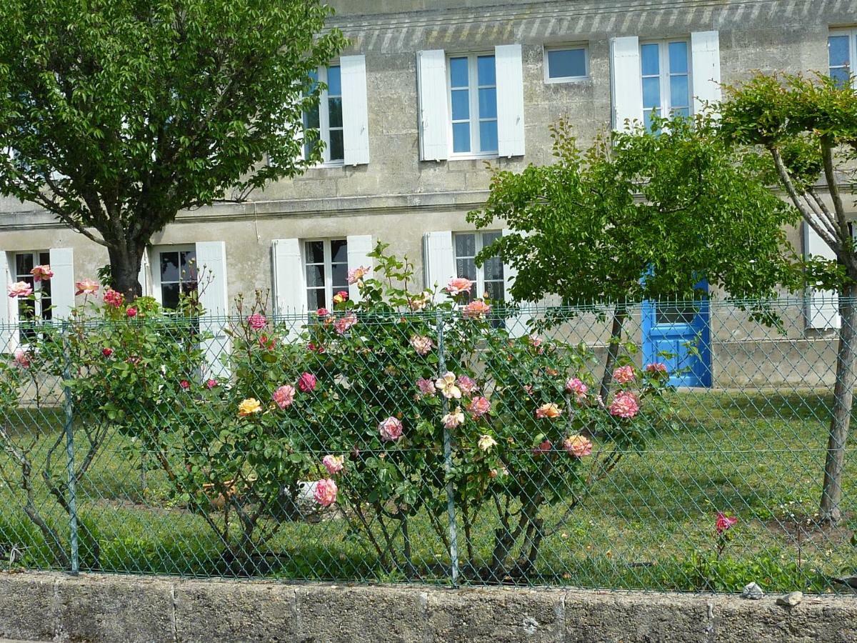 Le Clos Des Rosiers Saint-Émilion Exterior foto